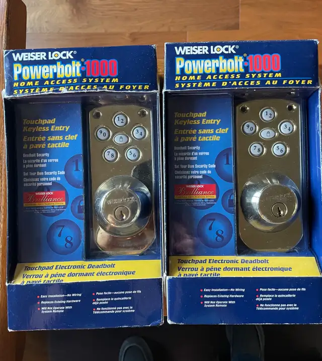 2 Weiser Lock Powerbolt 1000 Deadbolts in Security Systems in Edmonton - Image 2
