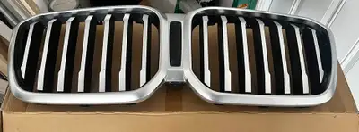 Grills BMW X3 / Volvo XC90 / Mercedes B2450 Grilles, View more