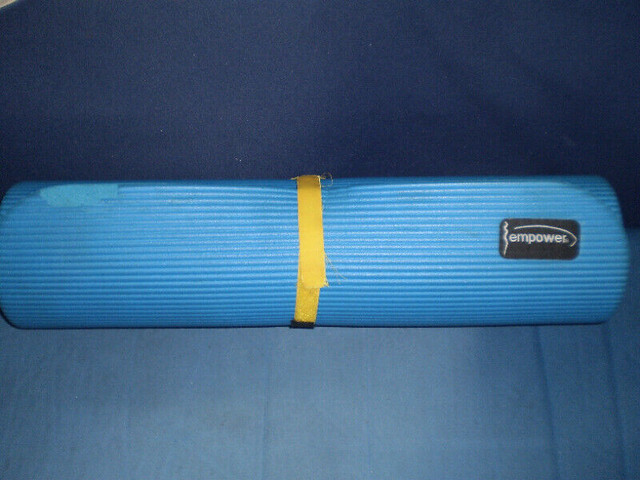 Gym / Yoga / Pilates Mats in Exercise Equipment in City of Toronto - Image 3
