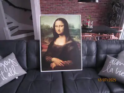 Mona Lisa printed canvas with floating frame, View more