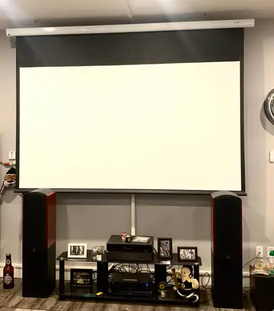 Elunevision 106 inch electric projection “Reduced “screen, View more