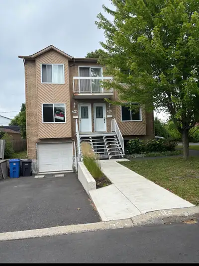 5 1/2 rénové à Longueuil, 262 Lacombe