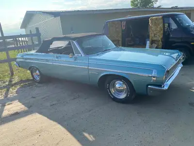 1964 Dodge Polara 500 convertible for sale. 318LA engine, 727 trans., Edelbrock aluminum intake & ca...