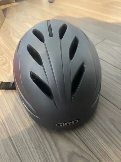 Casque Giro, View more
