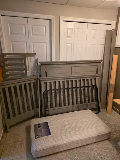 Baby Cache 4 in 1 Convertible Crib to Full Sized Bed, View more