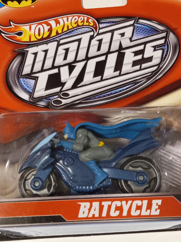 Hot Wheels Batcycle,Side Care and Rare Batcycle lot of 2 in Toys & Games in Trenton - Image 2