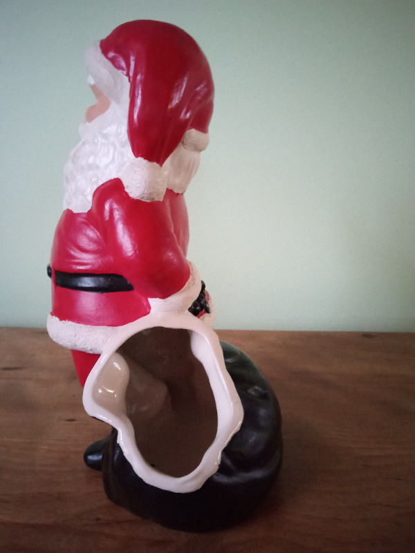 Vintage Ceramic Handmade Santa Claus in Arts & Collectibles in Bedford - Image 2