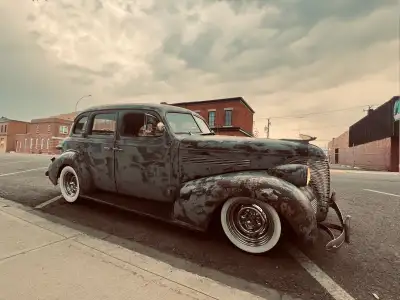1939 Chevy Street rod. Small block 350 paired with a 350 transmission and Ford 8 inch rear end. Car...