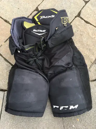 CCM Hockey Pants - Pantalon de Hockey Junior Medium, View more