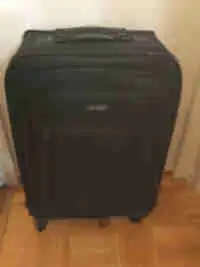 Large Black Samsonite suitcase