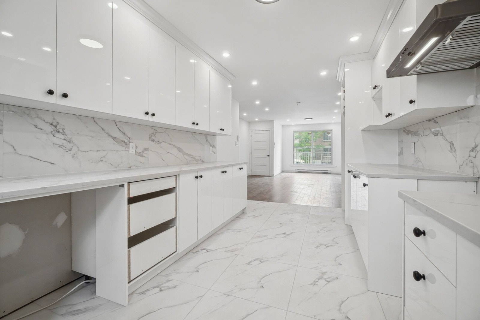 3 bed and 3 baths — photo 3