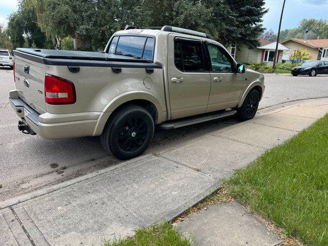 Sport Trac 2007 4.6L V8 in Cars & Trucks in Calgary - Image 2