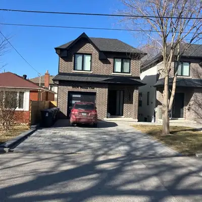 Custom Home - Master Bedroom for Rent
