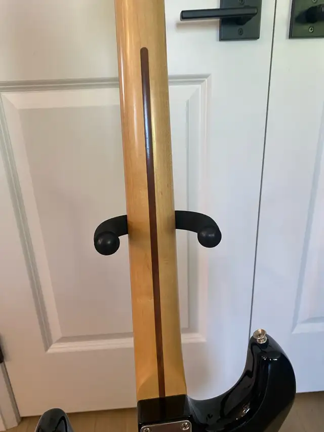 [Trades Welcome] Fender American Special Stratocaster  in Guitars in Owen Sound - Image 7