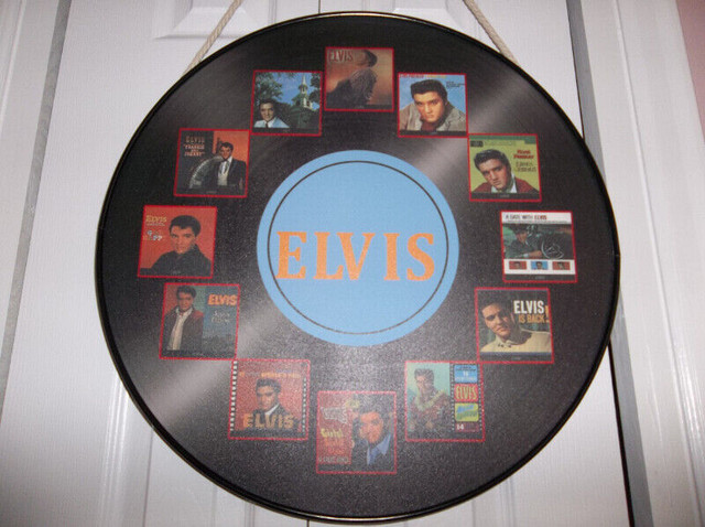 ELVIS PRESLEY WALL DISPLAY in Arts & Collectibles in Belleville - Image 2