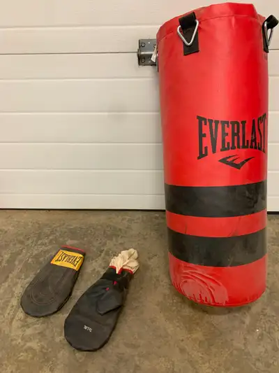 40 lb punching bag  for sale, View more