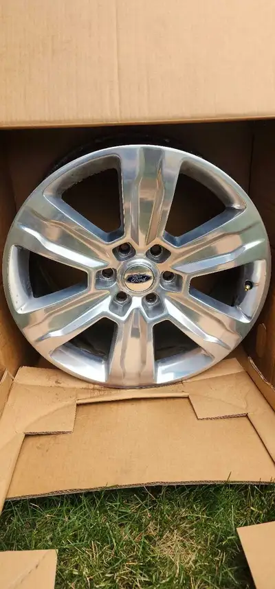 4 mags 20" ford f-150 2018, presque neuf