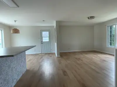 ALL INCLUSIVE 2 Bed. + 1 bath. Apartment for rent in Wendover