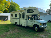 1995 Ford F350 Class C 25 ft RV