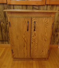 Custom Made Solid Oak Cd Cabinet with Pull Out drawers -Holds 81