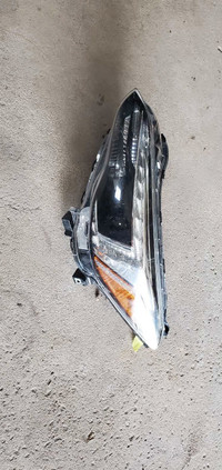 2018 Subaru Imprezza headlight