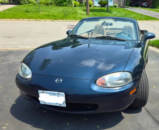2000 Mazda MX-5 Miata in Cars & Trucks in City of Toronto - Image 2
