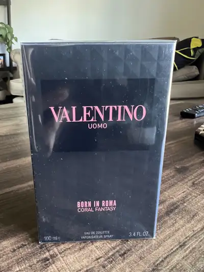Valentino Uomo Born in Roma Coral Fantasy, View more
