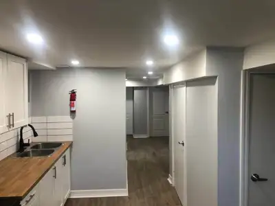 Welland Clean and Bright two bedroom basement apartment