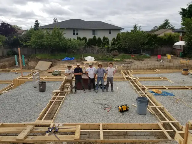 Carpenter / Builder457023633679329282