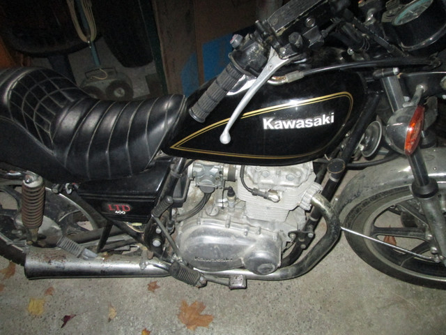 Moto Vintage - Kawasaki  LTD 400 - 1979 - avec papiers dans Pièces et accessoires pour motos  à Ouest de l’Île