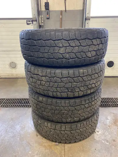 Cooper Discoverer AT3 4 tires on sale 5-6 32nds tread life Nice condition