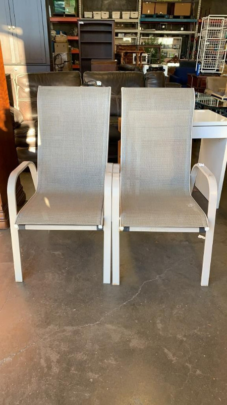 2 STACKING PATIO CHAIRS AND FOLDING TABLE in Other in Delta/Surrey/Langley