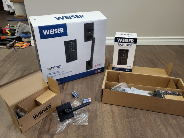 Brand New Weiser SmartCode Touchpad Combo Set For Sale in Windows, Doors & Trim in London