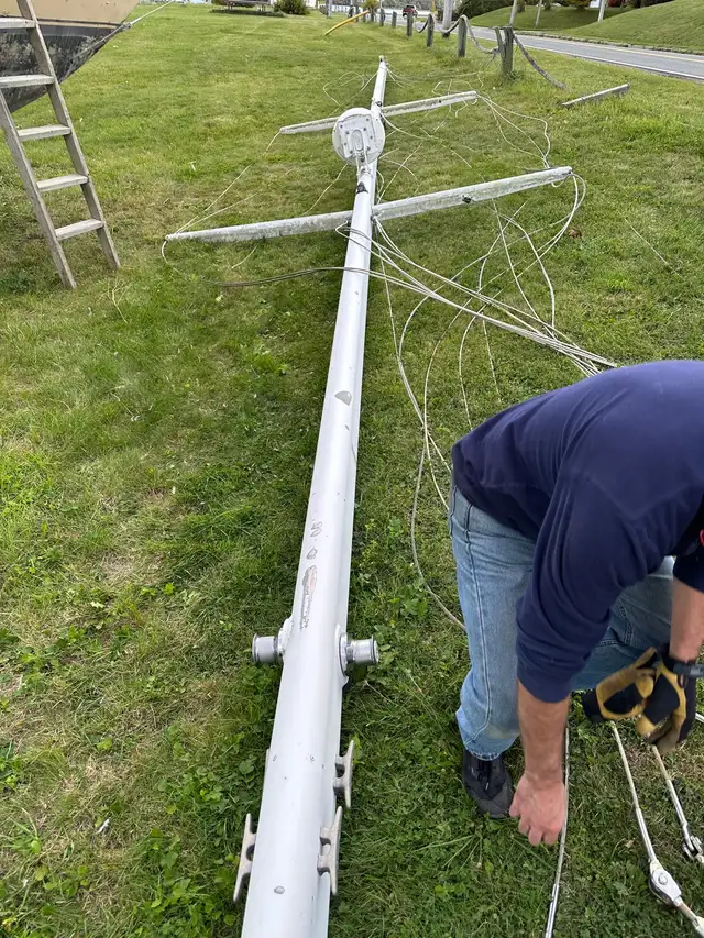 Sailboat Mast in Other in Cape Breton - Image 4