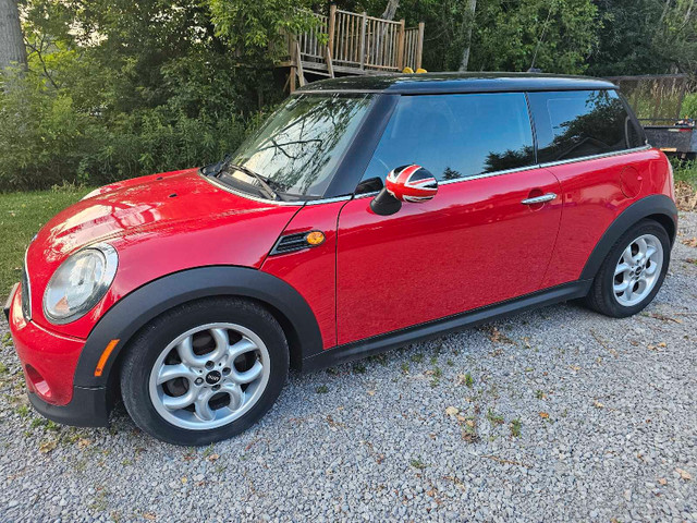 2013 Mini Cooper in Cars & Trucks in Kawartha Lakes - Image 2