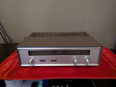 LAFAYETTE AM/FM STEREO MULTIPLEX TUBE TUNER, View more