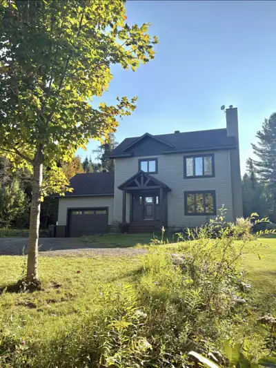 https://duproprio.com/fr/laurentides/morin-heights/maison-a-vendre/hab-35-chemin-tamaracouta-1063962...