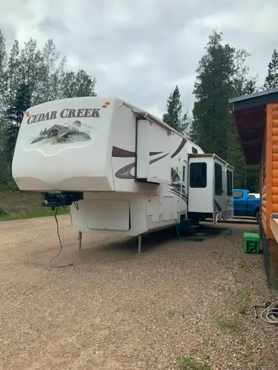 Cedar Creek 5th Wheel must go $18,000 obo