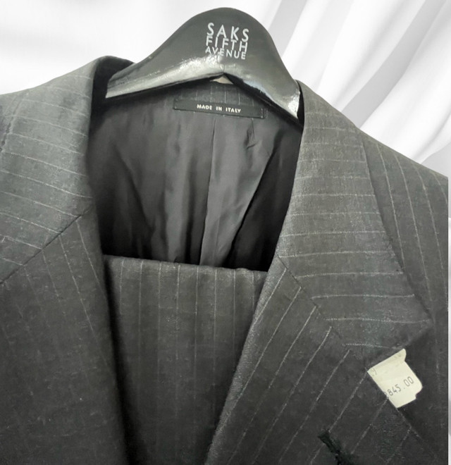 Armani Collection Suit in Men's in Markham / York Region - Image 2