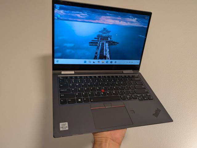 X1 Yoga Gen 5 10th gen i5/16gb RAM/512GB SSD/1080p IPS Touchscre in Laptops in City of Toronto