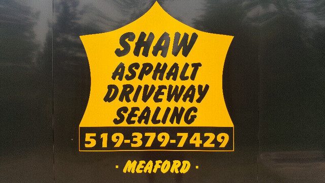 SHAW ASPHALT DRIVEWAY  SPRAYING in Interlock, Paving & Driveways in Owen Sound