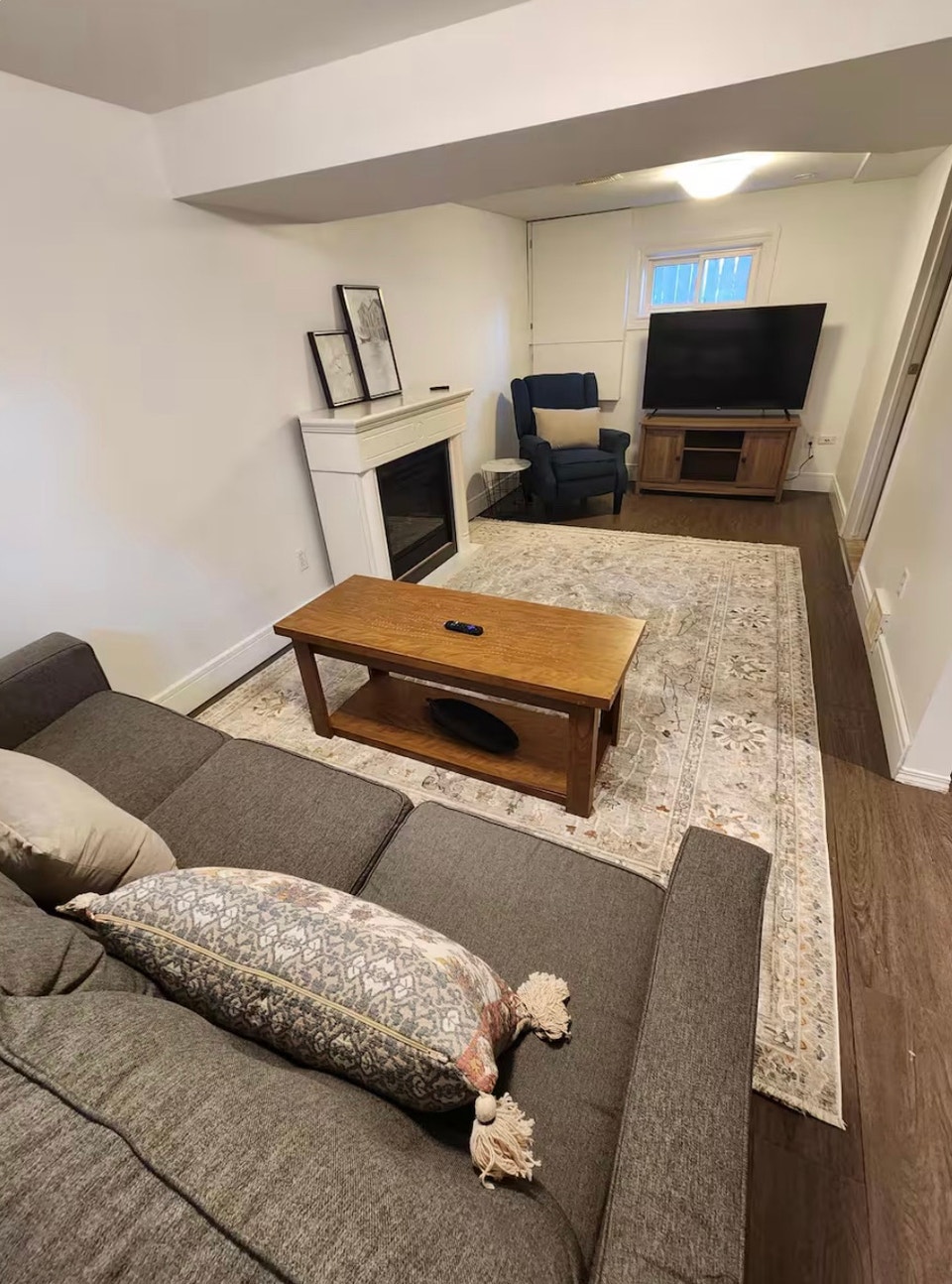 1 bedroom basement apartment 1
