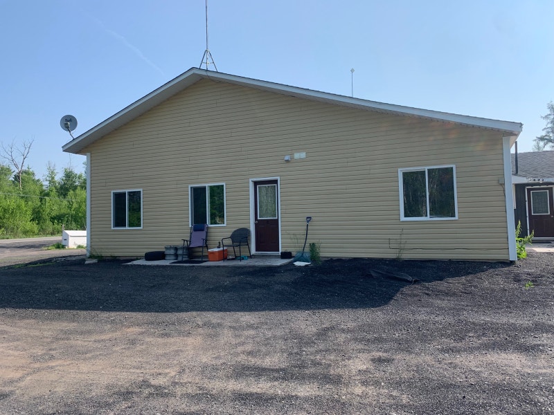 2bedroom apartment Senior living Short Term Rentals Fredericton