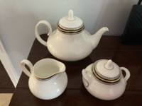 Royal Doulton Pavanne Tea Set
