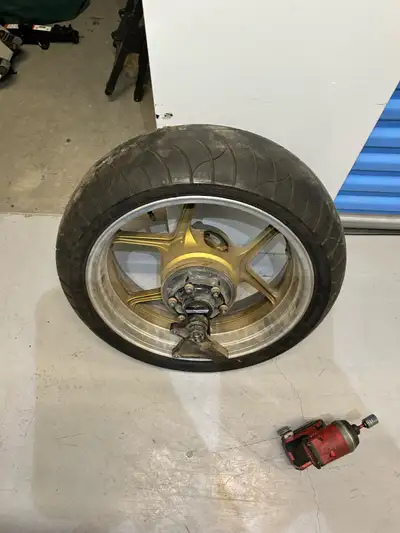 2004 Kawasaki ZX-10R – PART OUT (Blown Motor, Full Bike Available) Parting out a 2004 Kawasaki ZX-10...