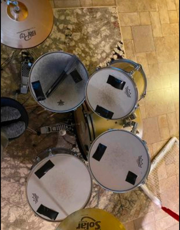 Drum Kit in Drums & Percussion in Pembroke - Image 4