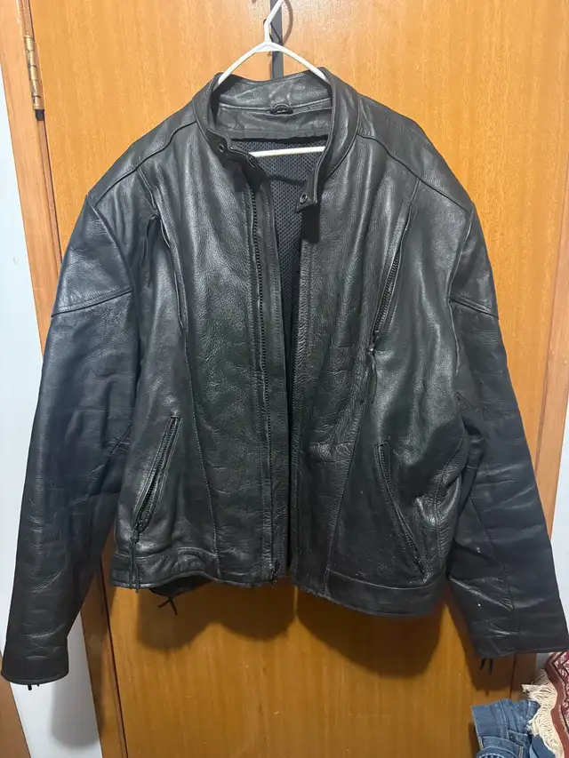 Leather Jacket in Men's in Calgary - Image 5