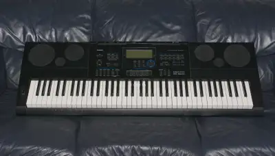 Casio WK 6600 76 Key Synth Arranger Piano in Great Condition!!, View more