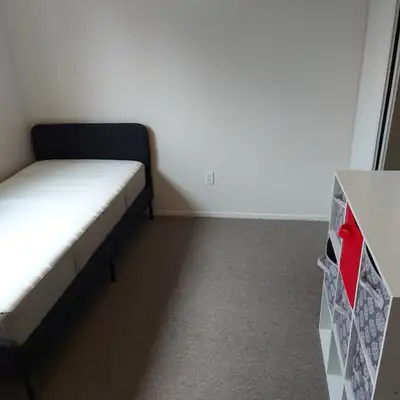 short term room summer rental (all included