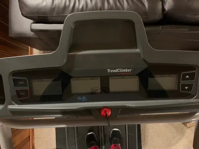 Bowflex Treadclimber TC10 in Exercise Equipment in Edmonton - Image 4